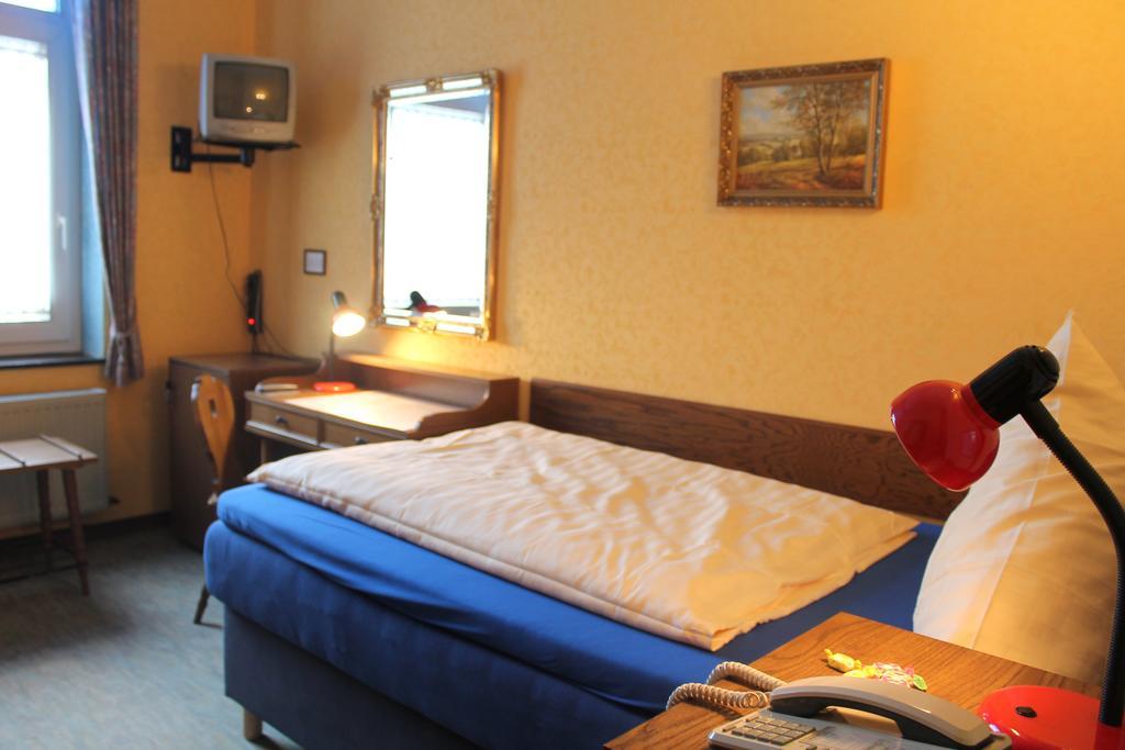 Hotel Adler Düsseldorf Eksteriør bilde