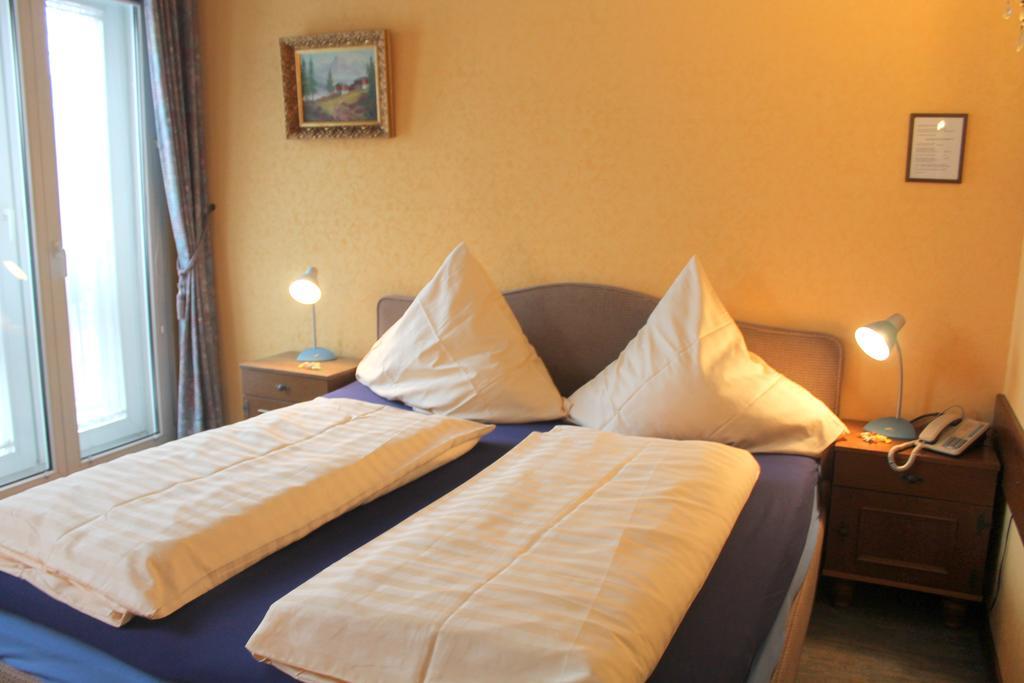 Hotel Adler Düsseldorf Eksteriør bilde