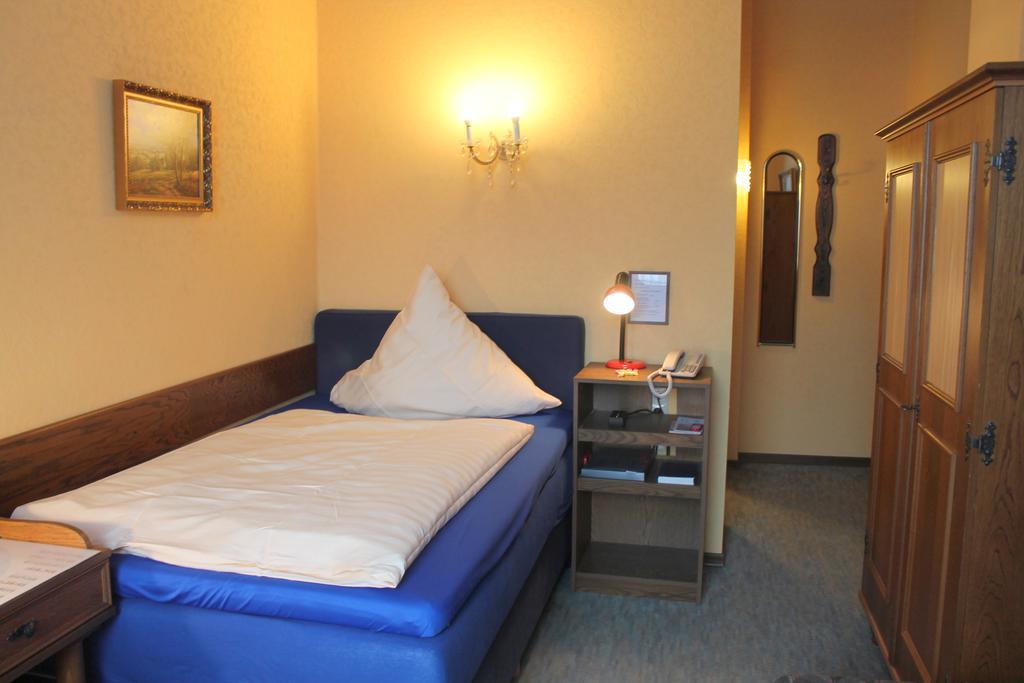 Hotel Adler Düsseldorf Eksteriør bilde