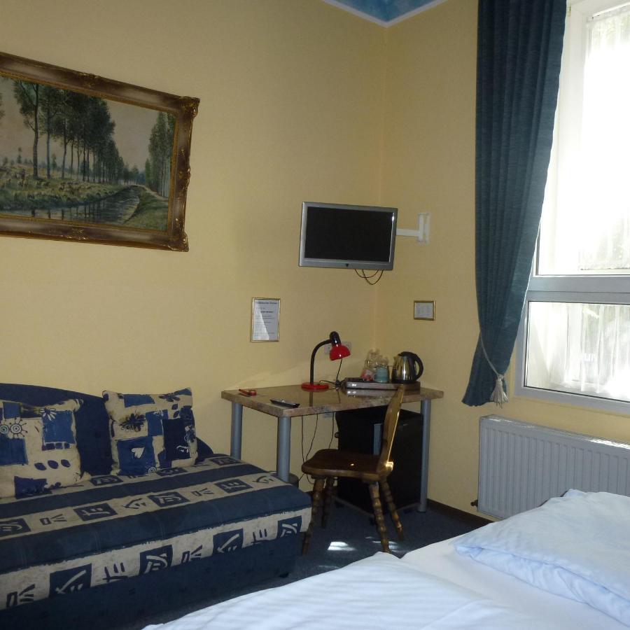 Hotel Adler Düsseldorf Eksteriør bilde